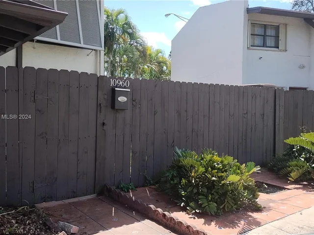 10960 SW 71st Ln # 1096, Miami FL 33173