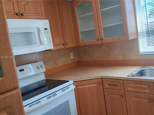 10960 SW 71st Ln # 1096, Miami FL 33173