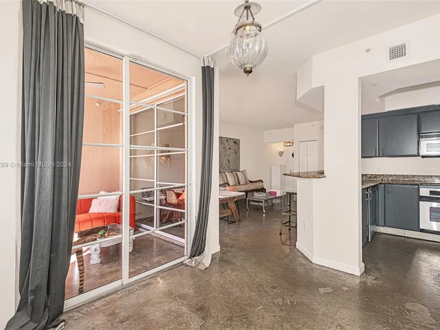 140 Meridian Ave # 324, Miami Beach FL 33139
