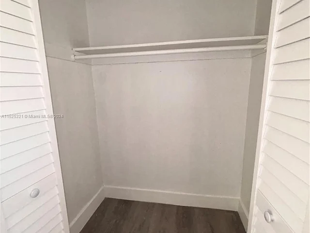 15201 NE 6th Ave # C302, Miami FL 33162