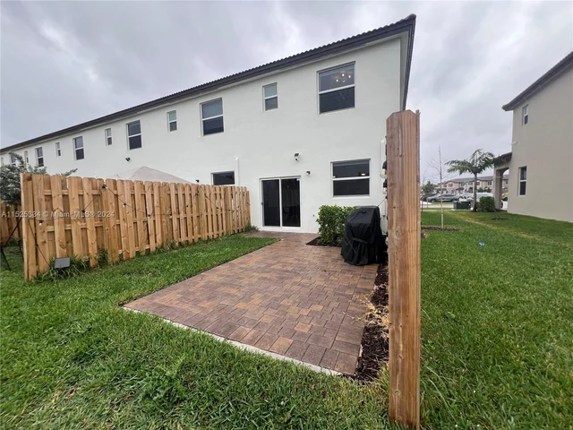 2335 NW 122nd Ter, Miami FL 33167