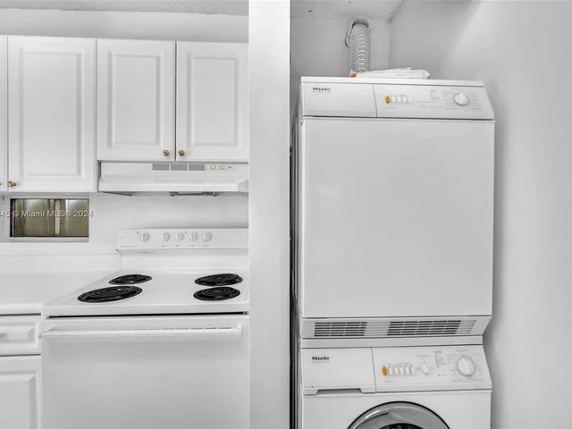 334 SW 86th Ave # 107, Pembroke Pines FL 33025