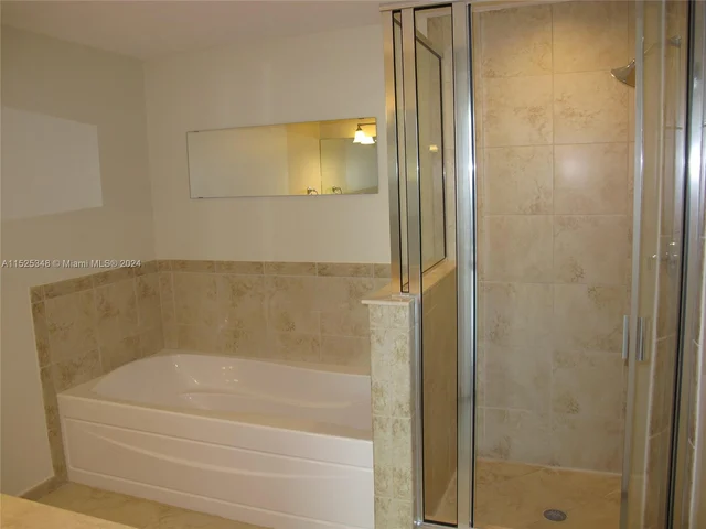 1300 Ponce De Leon Blvd # 907, Coral Gables FL 33134