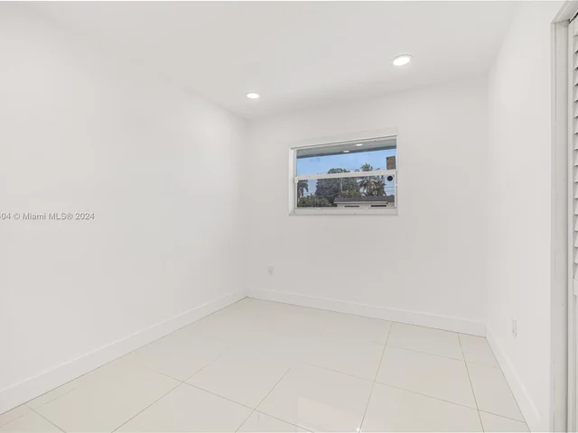 18740 NW 43rd Ave # 18740, Miami Gardens FL 33055