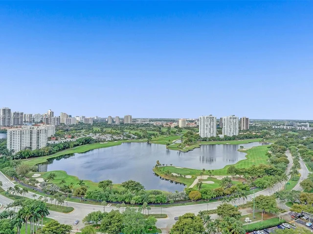 20281 E Country Club Dr # 2411, Aventura FL 33180