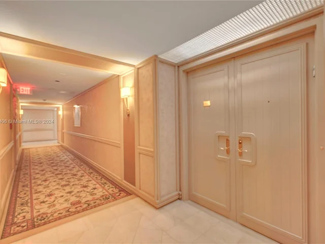 20281 E Country Club Dr # 2411, Aventura FL 33180