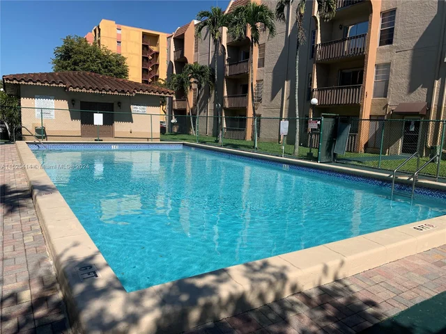 4715 NW 7th St # 2, Miami FL 33126