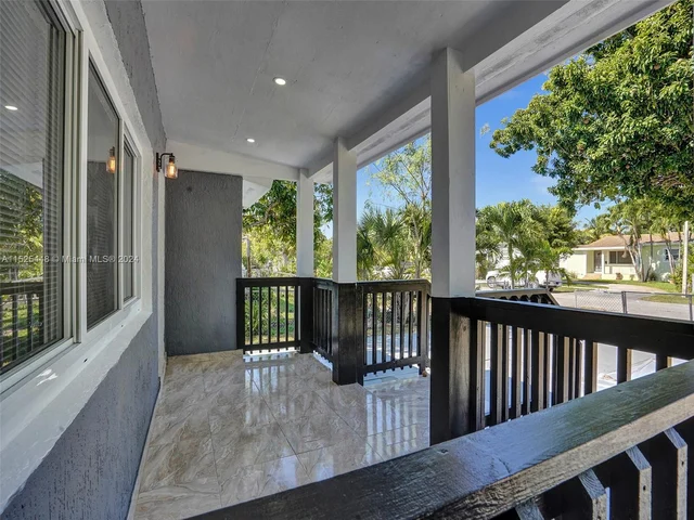 1260 NW 130th St, North Miami FL 33167