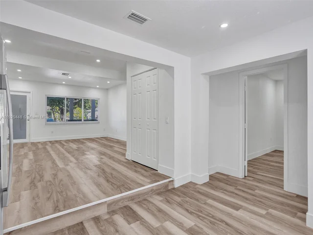 1260 NW 130th St, North Miami FL 33167