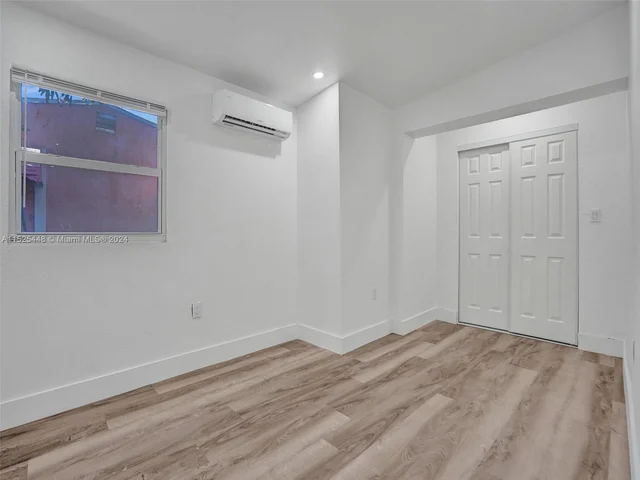 1260 NW 130th St, North Miami FL 33167