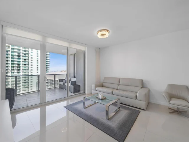 488 NE 18th St # 4205, Miami FL 33132