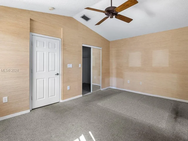 1125 Doveplum St, Hollywood FL 33019