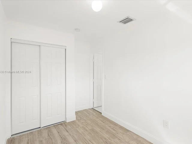 7801 Hope St, Hollywood FL 33024