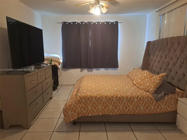 8950 NE 8th Ave # 406, Miami FL 33138