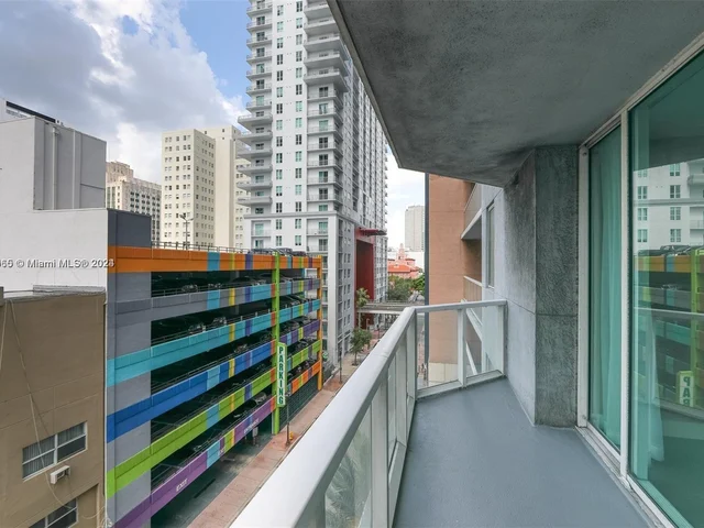 253 NE 2nd St # 510, Miami FL 33132