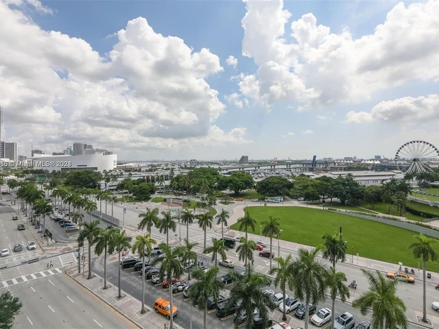 253 NE 2nd St # 510, Miami FL 33132