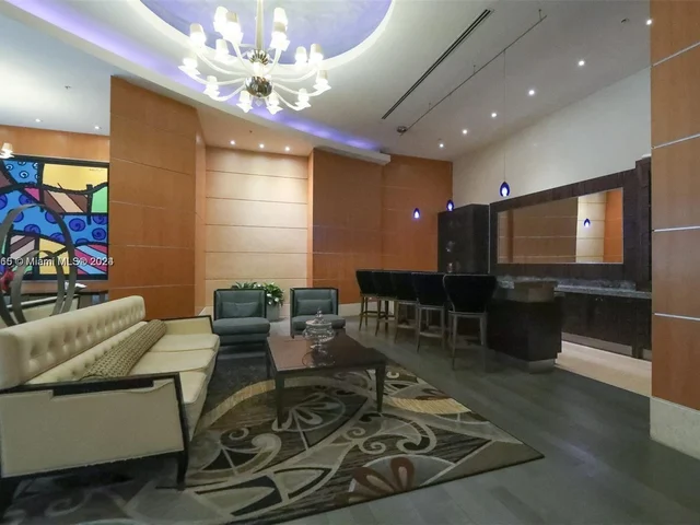 253 NE 2nd St # 510, Miami FL 33132