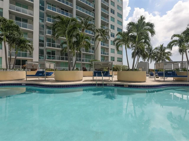 253 NE 2nd St # 510, Miami FL 33132