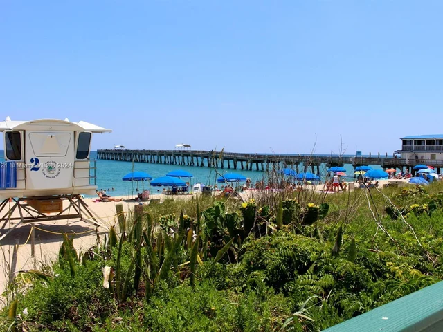 2581 Barkley Dr W # B, West Palm Beach FL 33415