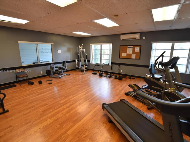 2581 Barkley Dr W # B, West Palm Beach FL 33415