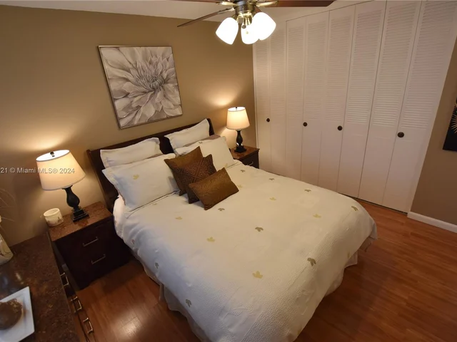 2581 Barkley Dr W # B, West Palm Beach FL 33415