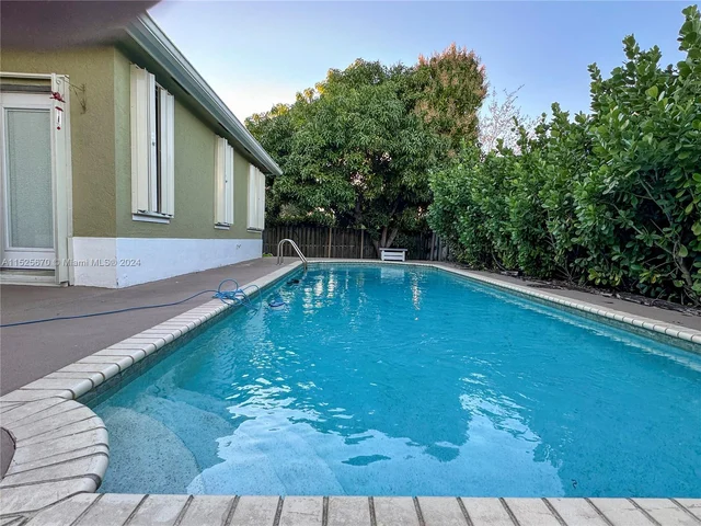 9007 SW 161st Ter # 0, Palmetto Bay FL 33157