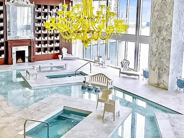 465 Brickell Ave # 5704, Miami FL 33131