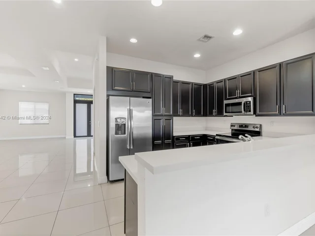 14600 SW 32nd St, Miami FL 33175