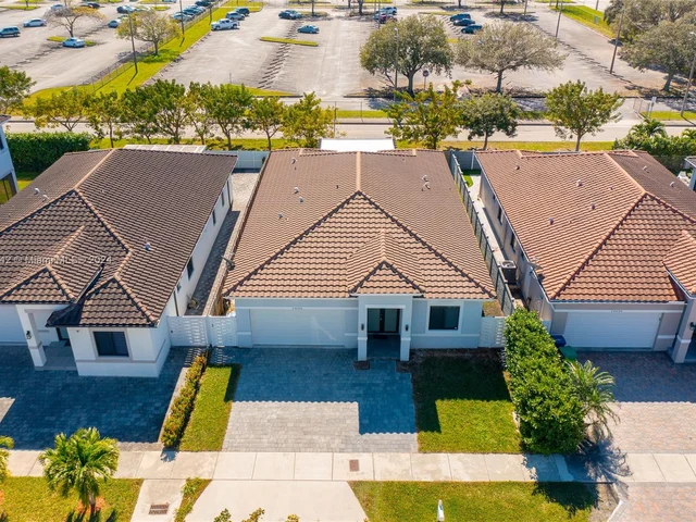 14600 SW 32nd St, Miami FL 33175