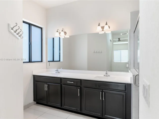 14600 SW 32nd St, Miami FL 33175