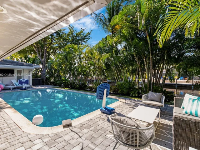 5821 NE 14th Way, Fort Lauderdale FL 33334