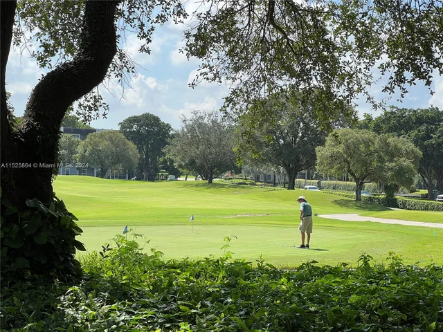 1830 Sabal Palm Dr # 406, Davie FL 33324