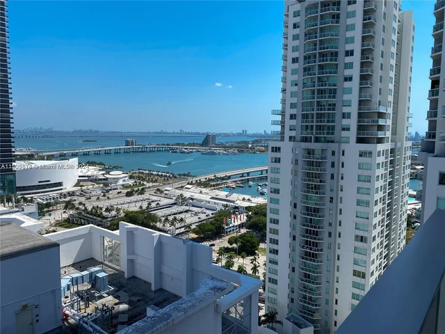 227 NE 2nd Street # 3008, Miami FL 33132