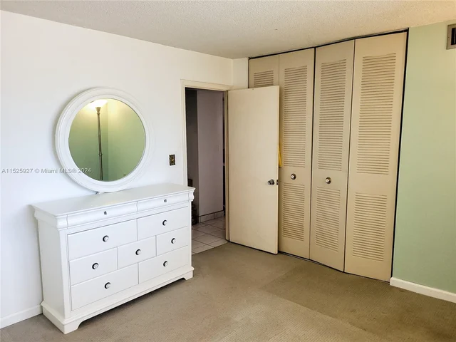 3551 NE 169th St # 100, North Miami Beach FL 33160