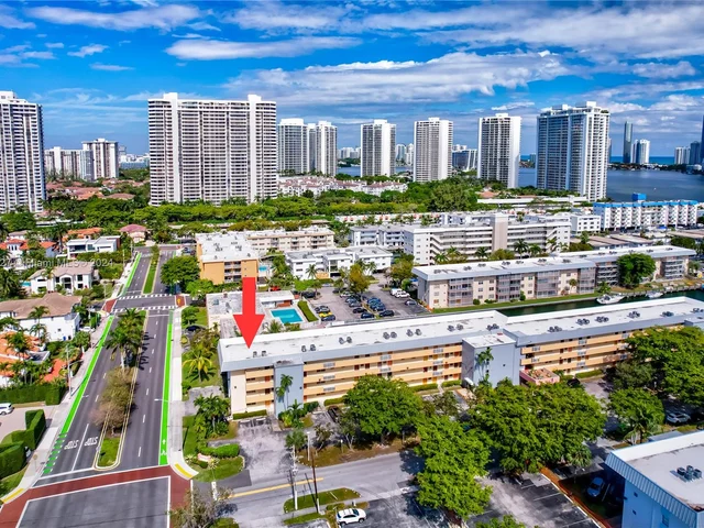 3551 NE 169th St # 100, North Miami Beach FL 33160