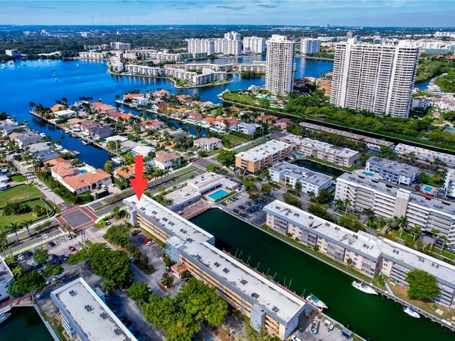 3551 NE 169th St # 100, North Miami Beach FL 33160