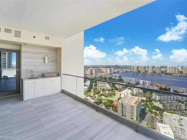 17975 collins ave # 3302, Sunny Isles Beach FL 33160