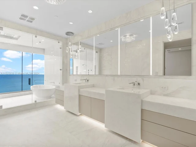 17975 collins ave # 3302, Sunny Isles Beach FL 33160