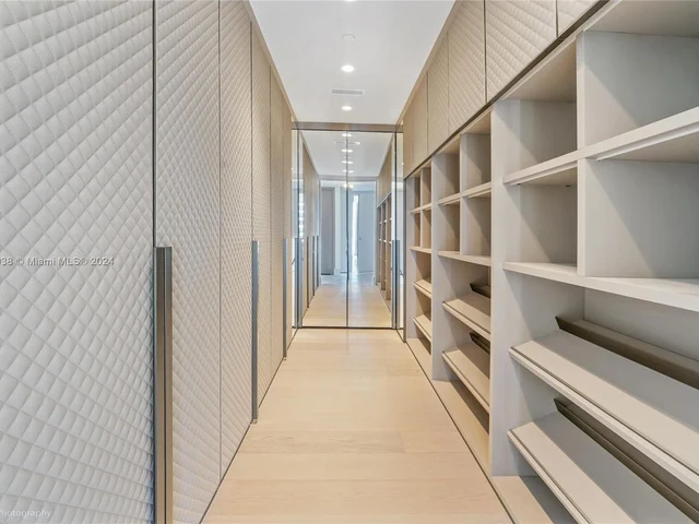 17975 collins ave # 3302, Sunny Isles Beach FL 33160