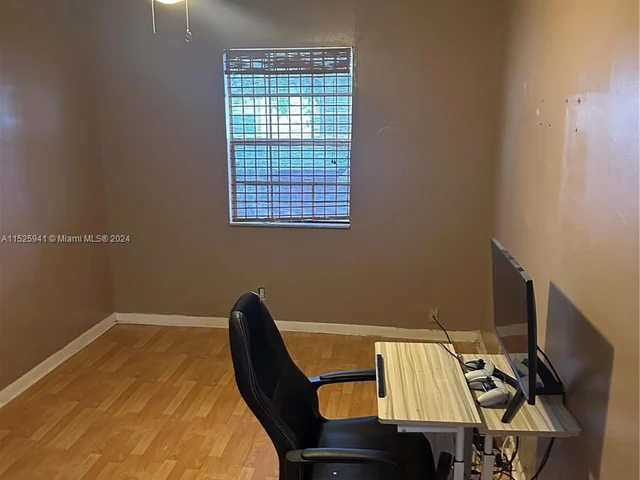 9435 NW 42nd St # 9435, Sunrise FL 33351