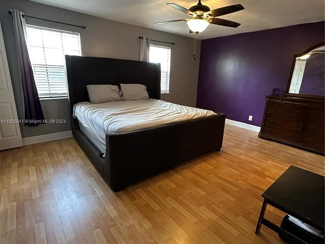 9435 NW 42nd St # 9435, Sunrise FL 33351