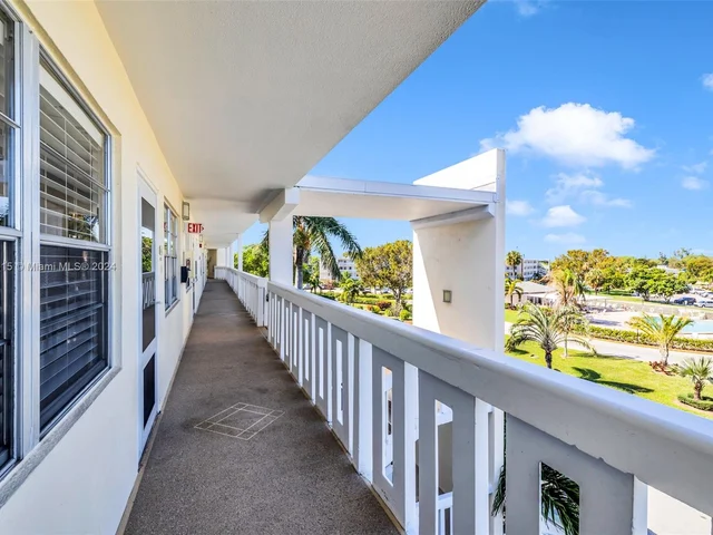 416 Grantham A # 416, Deerfield Beach FL 33442