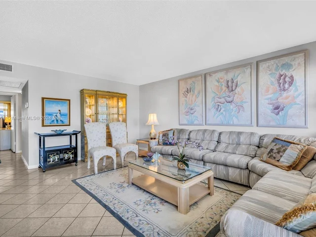 416 Grantham A # 416, Deerfield Beach FL 33442