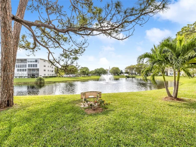 416 Grantham A # 416, Deerfield Beach FL 33442