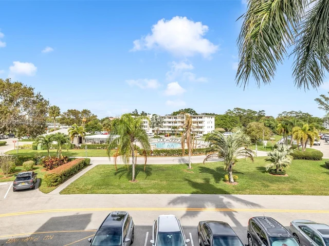 416 Grantham A # 416, Deerfield Beach FL 33442