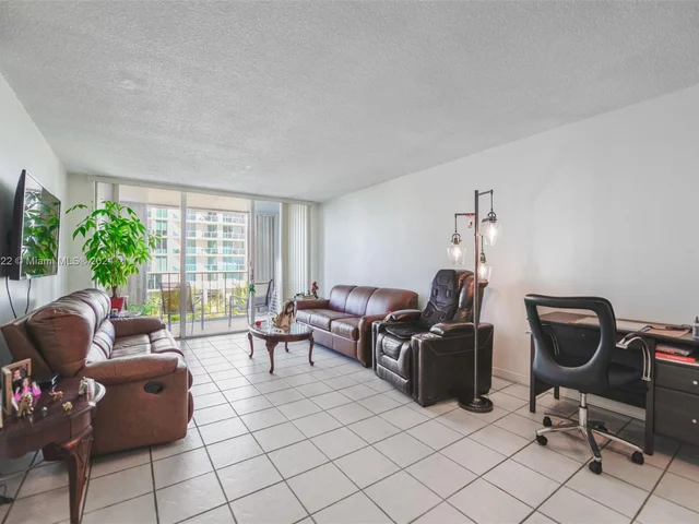 1865 NE 79th St Cswy # 5M, North Bay Village FL 33141