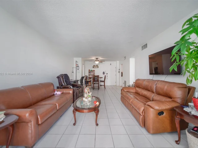 1865 NE 79th St Cswy # 5M, North Bay Village FL 33141
