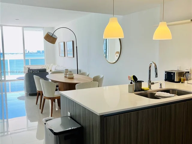 600 NE 27th St # 1902, Miami FL 33137