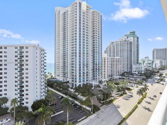 3000 S Ocean Dr # 1110, Hollywood FL 33019