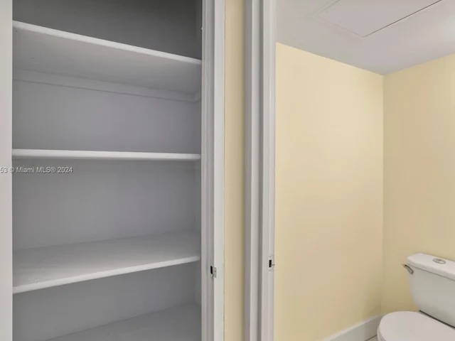 3000 S Ocean Dr # 1110, Hollywood FL 33019